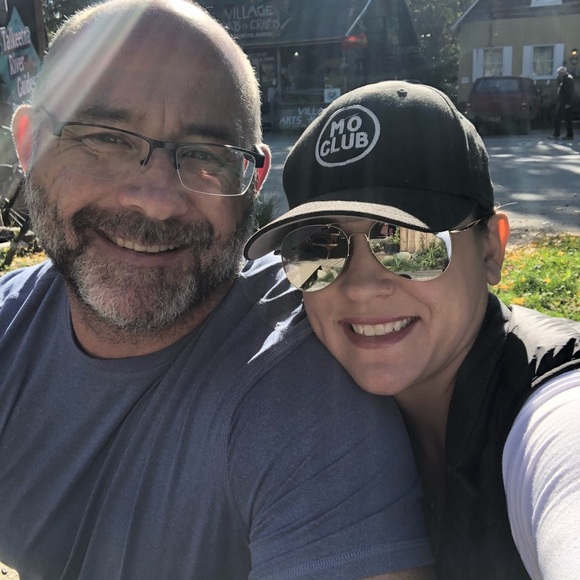 Meet your Posher, April - Picture 1 of 1